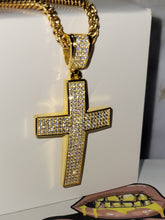 Load image into Gallery viewer, VVS D MOISSANITE CROSS PENDANT