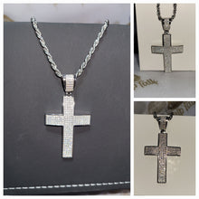 Load image into Gallery viewer, VVS D MOISSANITE CROSS PENDANT