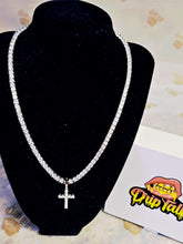 Load image into Gallery viewer, VVS D COLOR MOISSANITE CROSS PENDANT