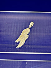 Load image into Gallery viewer, MOISSANITE WING PENDANT
