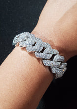 Load image into Gallery viewer, CUBAN LINK BRACELETS
